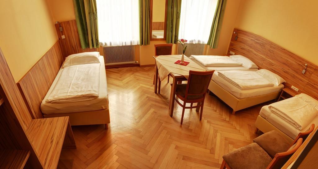 Pension Jahn Salzburg Kamer foto
