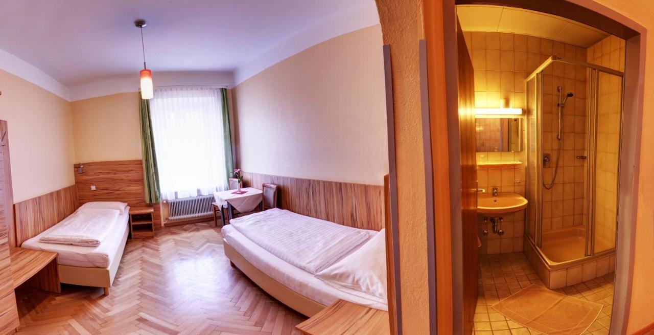 Pension Jahn Salzburg Kamer foto